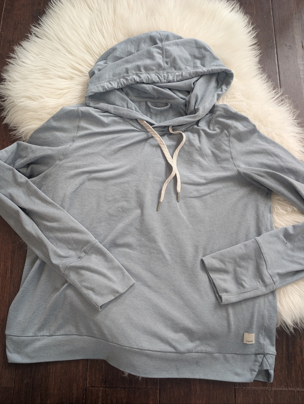 Vuori Halo Essential Hoodie Pullover with Drawstring Dusky Blue Grey Estimated S